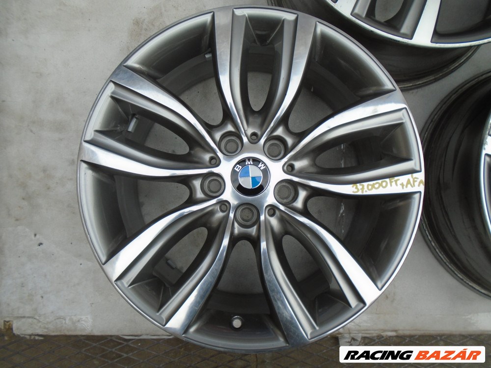 ÁR/DARAB [GYÁRI HASZNÁLT] BMW LM Rad V-speiche 485 - 18&quot; (8x18 ET:57) - 2-es sorozat (F45 Active Tourer+LCI/F46 Gran Tourer+LCI) 3. kép